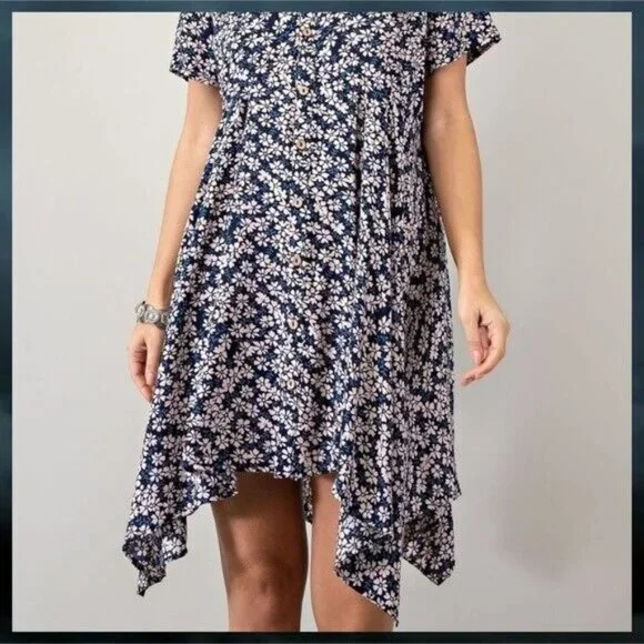 EASEL Lightweight Short Sleeved Collared Button Front Shark Bite Hem Shirt Dress - Picture 9 of 14